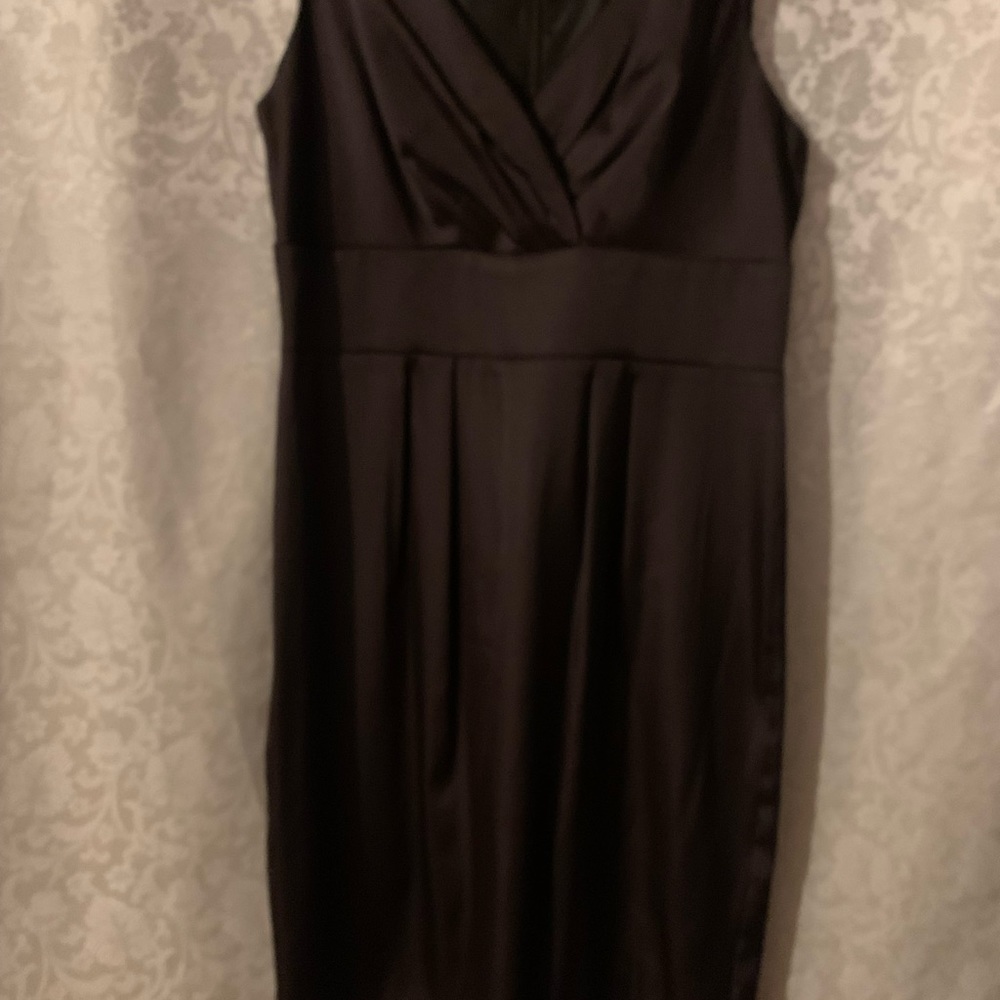 Dress - Picture 4 of 7